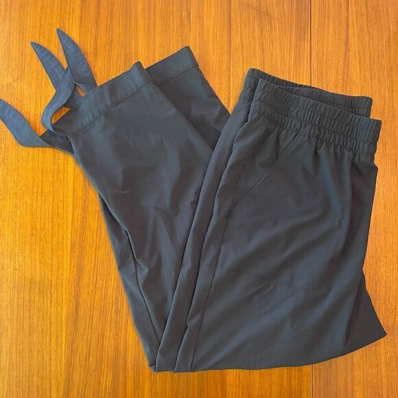 T by Talbots ruched waist Stretch Navy Blue Crop Joggers w/ tie ankle Sz.S - Picture 2 of 6